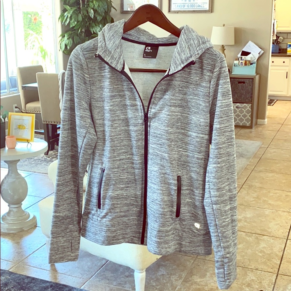 Gap fit hoodie